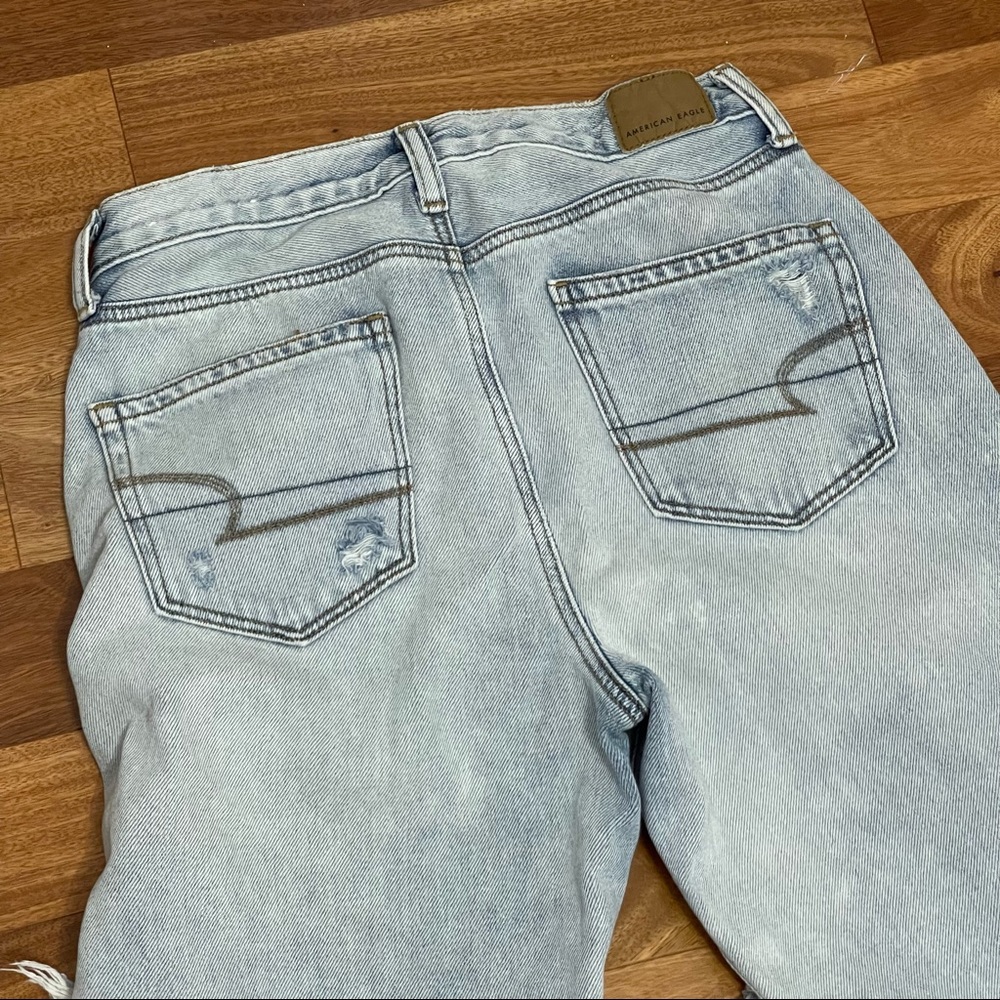 AMERICAN EAGLE OUTFITTERS Mom Jeans Distressed blue jeans 4 regular denim - Picture 2 of 9